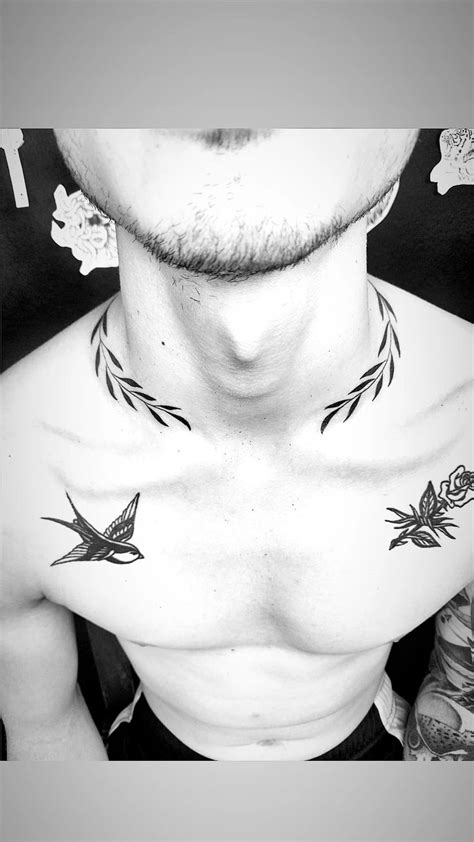 clavicula tatuajes hombre|Clavícula tattoo hombre